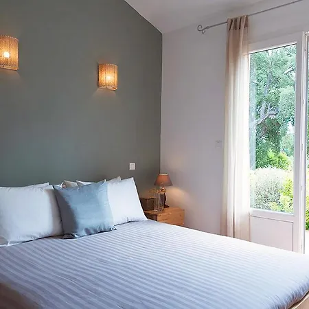 Villa Sleeps 6 Pool Air Con Wifi Pinarellu