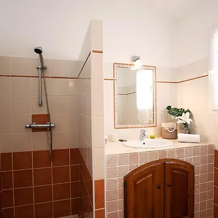 Sleeps 6 Pool Air Con Wifi Villa Pinarellu