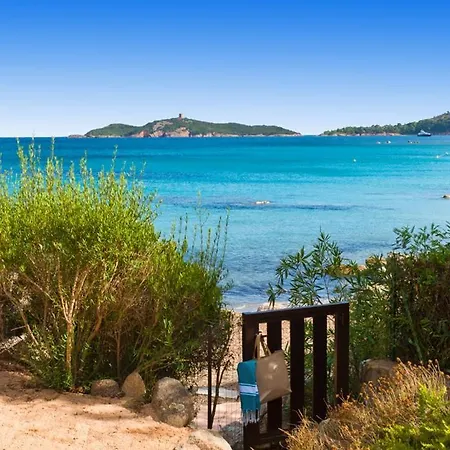 Sleeps 6 Pool Air Con Wifi Pinarellu